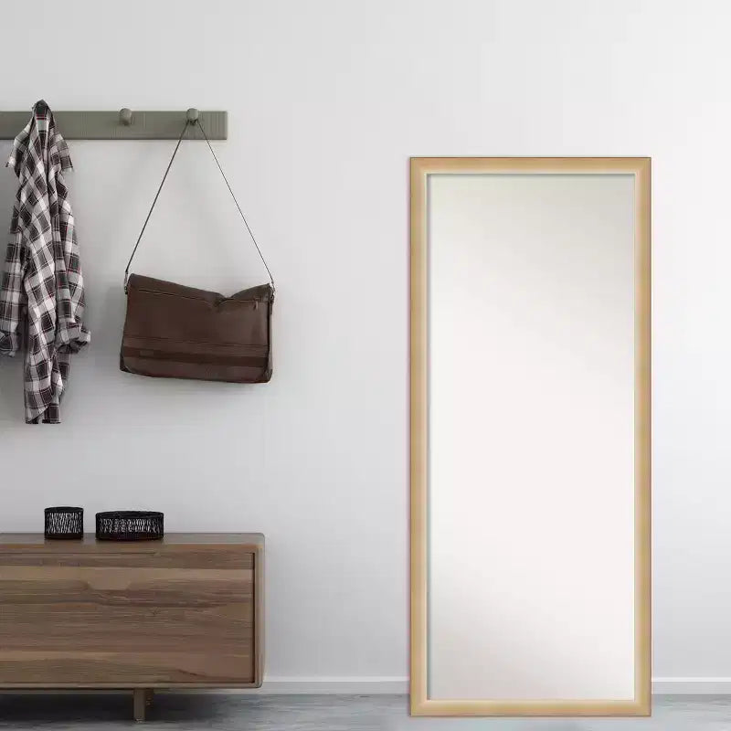 Miroir sur pied ou à poser 68,6 x 160 cm, avec cadre, en polystyrène doré, design rectangulaire moderne