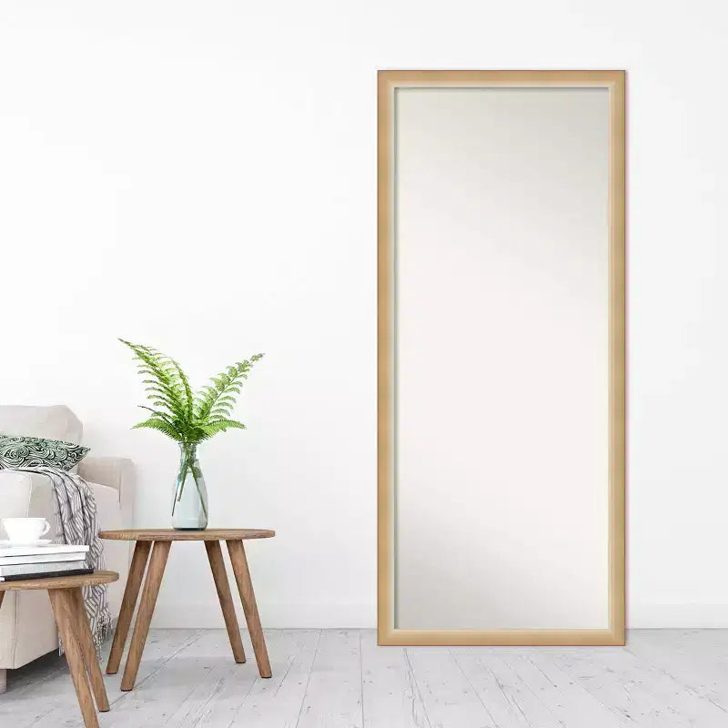 Miroir sur pied ou à poser 68,6 x 160 cm, avec cadre, en polystyrène doré, design rectangulaire moderne
