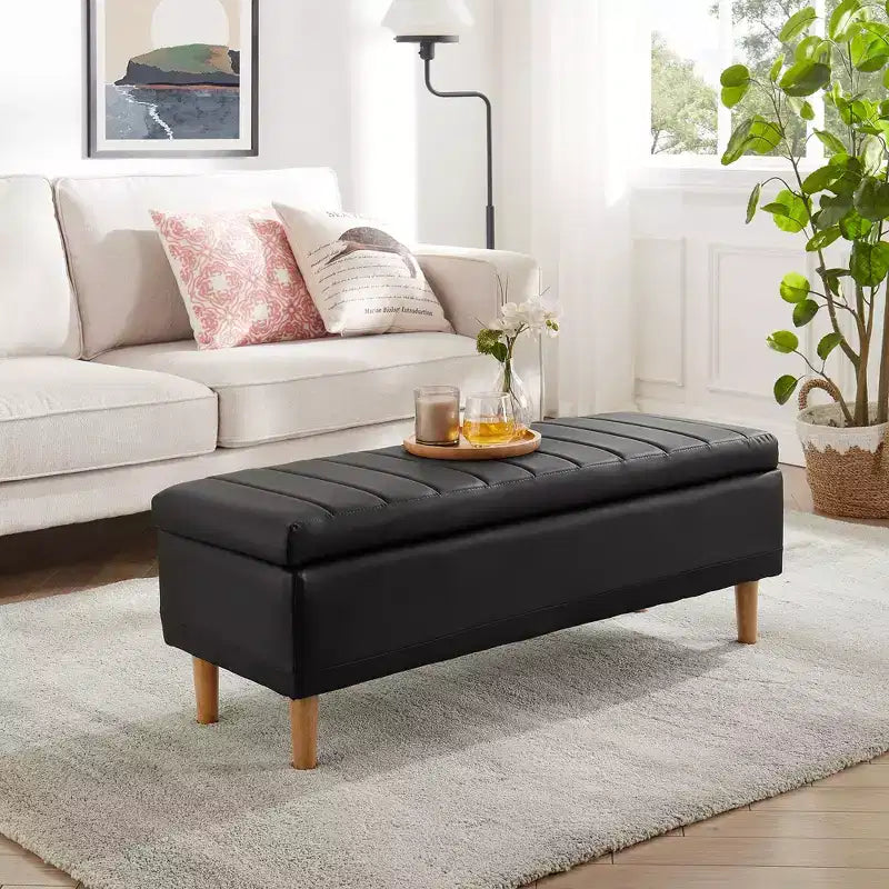 Banc de rangement moderne en cuir synthétique souple, Pouf repose-pieds 44 avec espace de rangement profond de 6,1 po pour salon ou chambre à coucher, facile à nettoyer, Noir