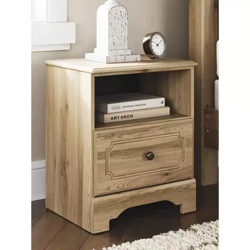 Table de chevet à un tiroir - Finition Chêne brun chaud, Chargement USB-A et USB-C, Étagère de rangement ouverte
