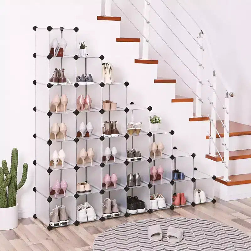 Étagère à chaussures - Organisateur de rangement de chaussures en plastique transparent à 28 emplacements, peu encombrant